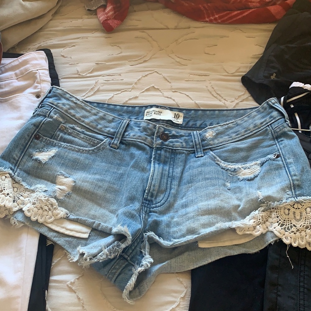 Abercrombie & Fitch low rise mini shorts